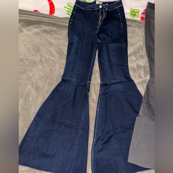 Free People Just Float On Flare Jeans - Picture 4 of 5